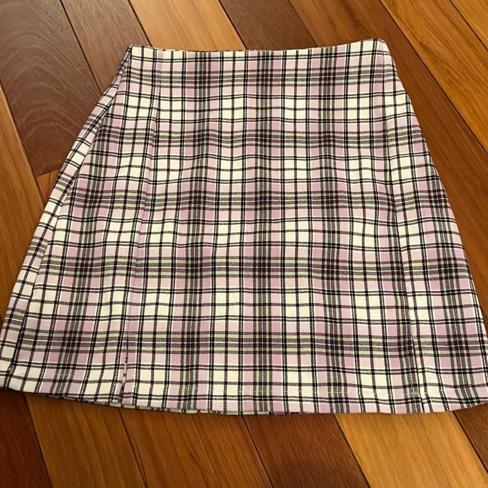 Brandy Melville cara skirt